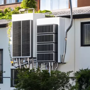 Compact Hotel Installs Instant Hot Water System with 10 Small Capacity Heat Pumps