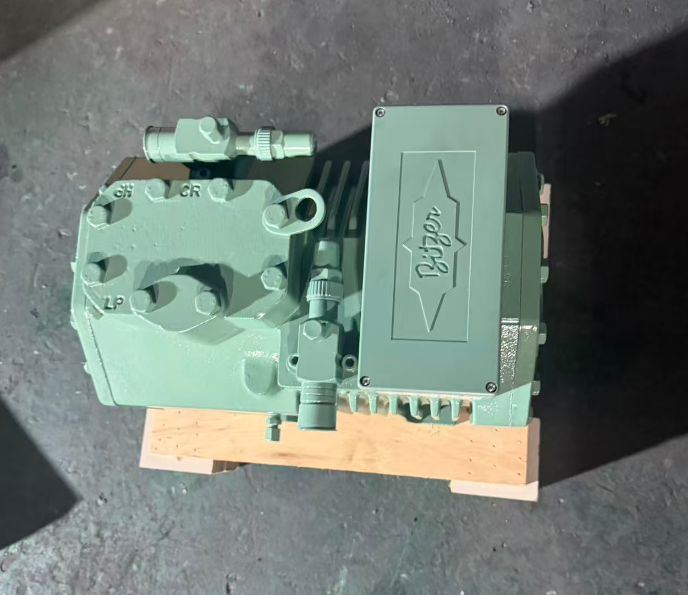 Semi-hermetic Reciprocating Compressor 2FES-2Y-40S