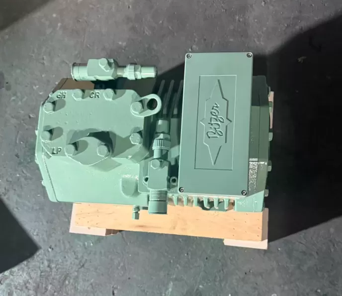 Semi-hermetic Reciprocating Compressor 2FES-2Y-40S