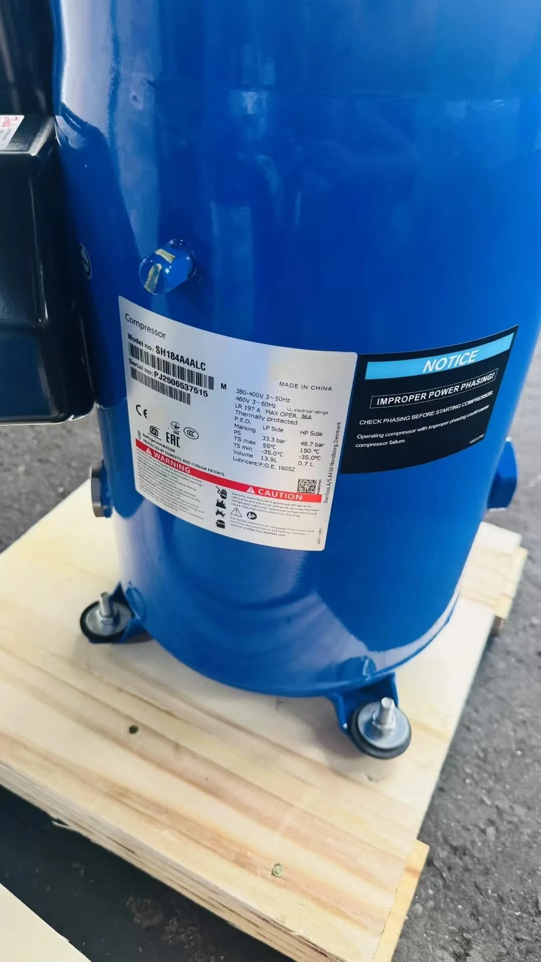 Danfoss Performer Scroll Compressor SH184A4ALC 15HP R410A 380-415V/460V