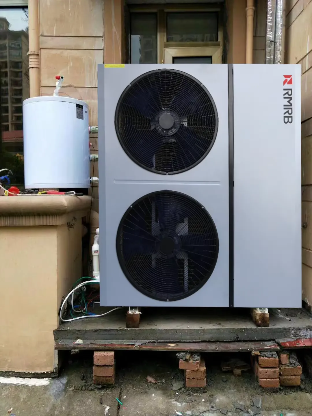 RMRB DC Inverter Air to Water Heat Pump Split System for House Heating Cooling