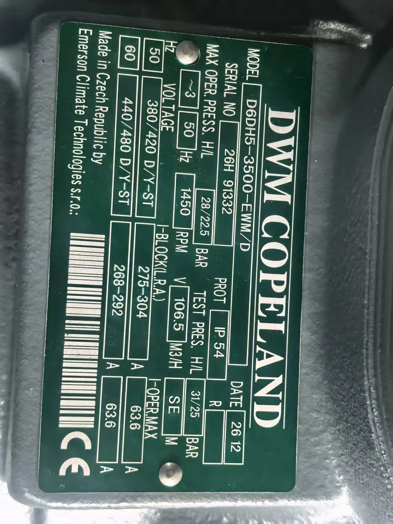 DWM Copeland Semi-Hermetic Reciprocating Refrigeration Compressor •