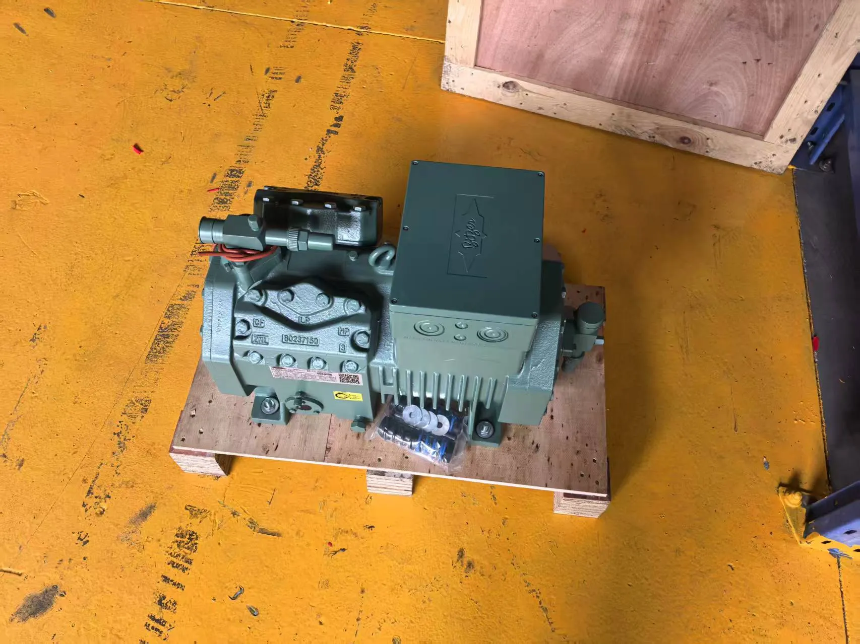 4PES-12Y-40P Bitzer Semi-hermetic Reciprocating Refrigeration Compressor