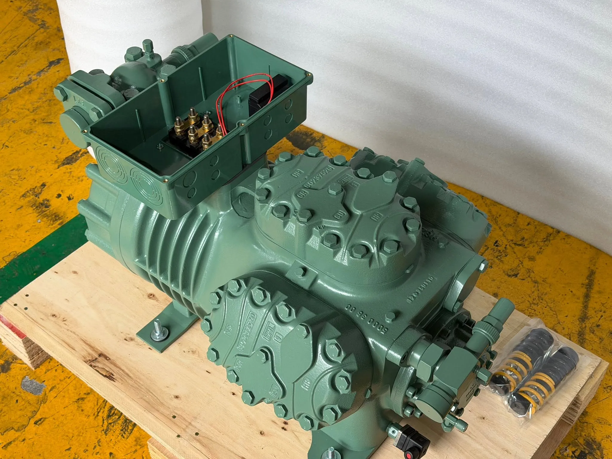 Bitzer 40HP Semi-hermetic Piston Compressor 6GE-40Y-40P for Cold Room Chiller