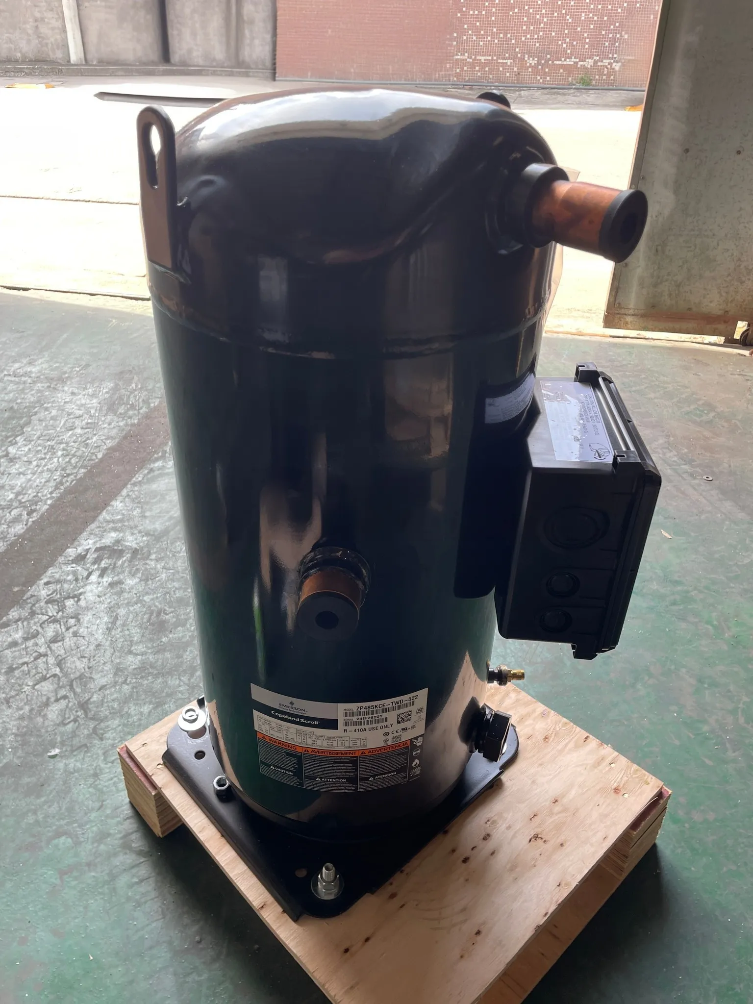 Copeland Scroll Compressor ZP485KCE-TWD-522 | 40 HP R410A Commercial Air Conditioning Compressor