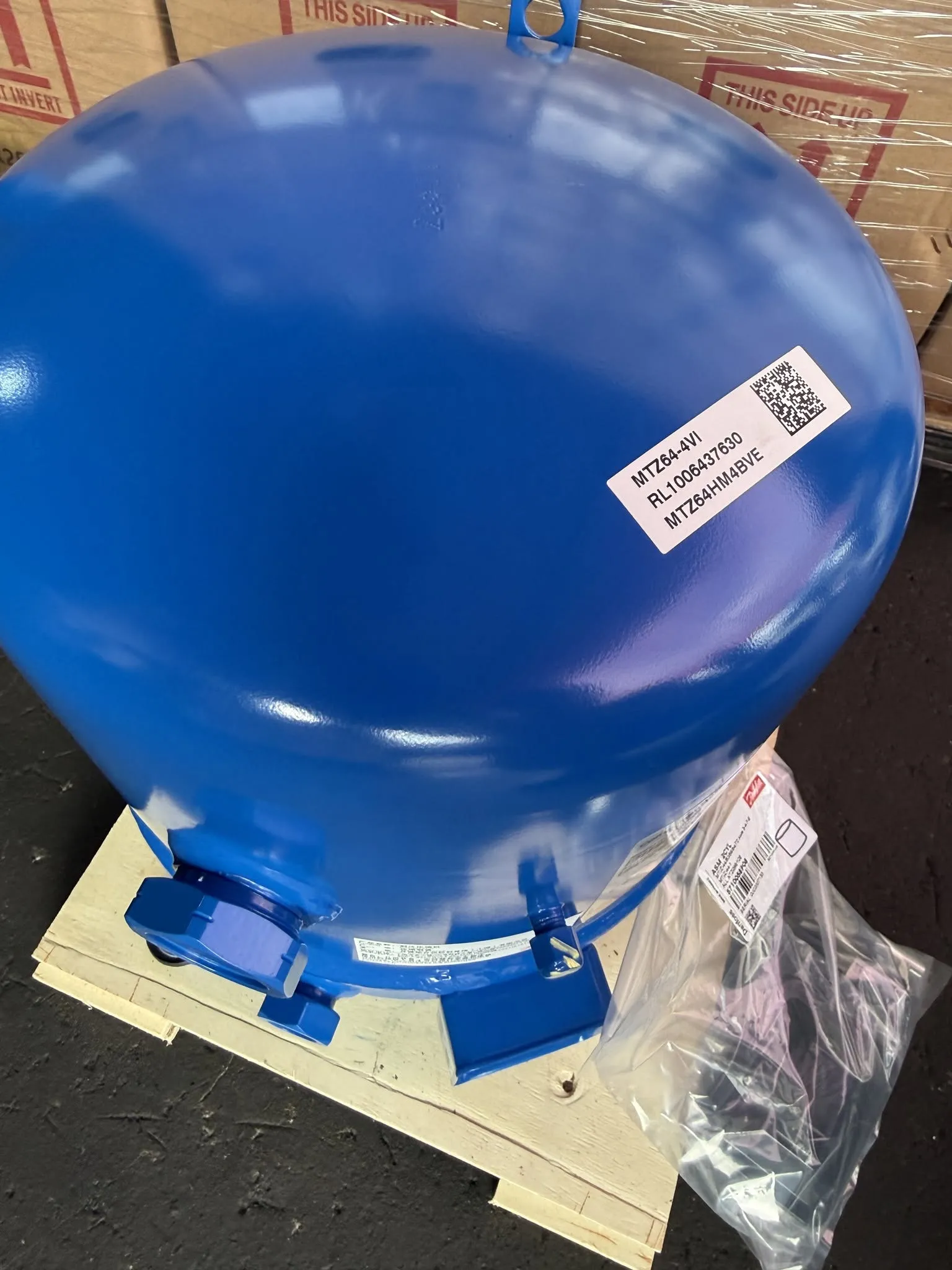 Danfoss Maneurop Reciprocating Compressor MTZ64HM4BVE | 5HP Hermetic Refrigeration Motor