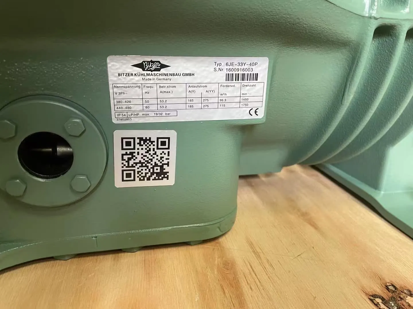 6JE-33Y-40P Semi-hermetic Reciprocating Compressor for Cold Room