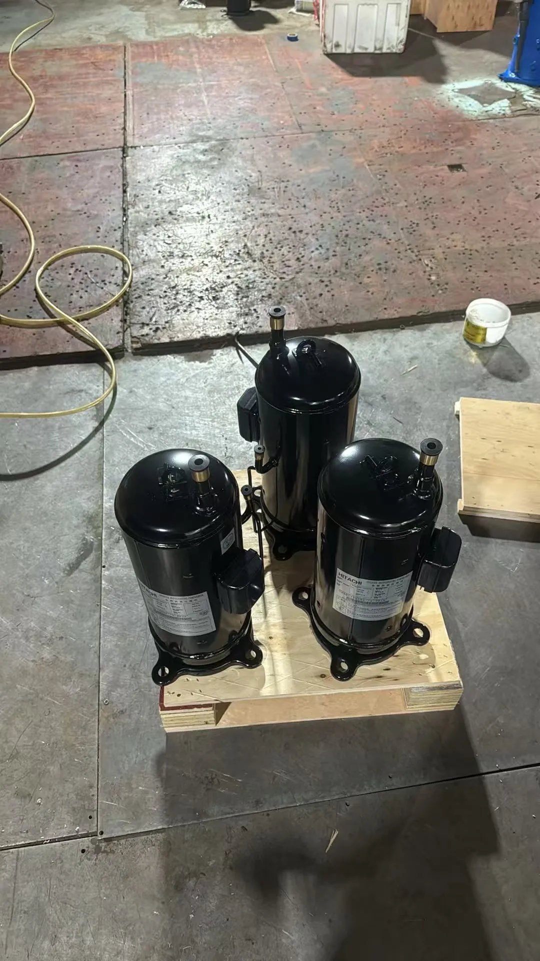 HITACHI E405DHD-42D2YG DC Inverter Scroll Compressor